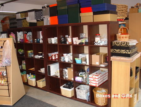 Made-To-Order workshop with gift boxes and gift items